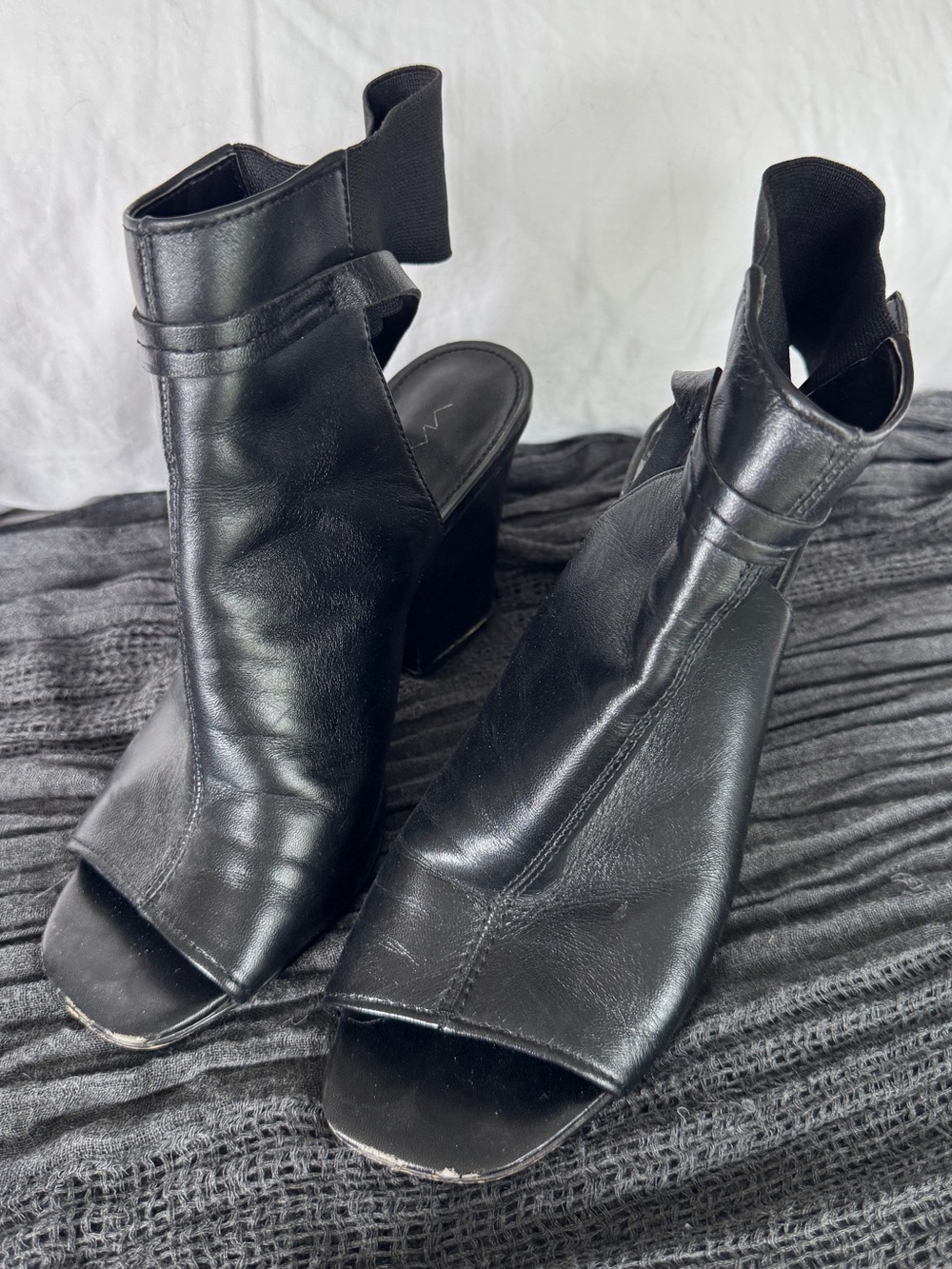 Via Spiga Black Peep-Toe Block Heel Booties